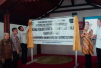Peresmian Serentak Penetapan Kabupaten Natuna sebagai Instansi Penerbit Surat Keterangan Asal (IPSKA) yang dilaksanakan secara nasional oleh Kementerian Perdagangan Republik Indonesia. Kegiatan tersebut berlangsung di Ruang Lobby Kantor Bupati Natuna Lantai I, Bukit Arai. Foto: INIKEPRI.COM