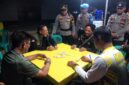 Raja Mustakim meriahkan Turnamen Domino dalam rangka Hari Bhayangkara ke-80 di Natuna. Foto: Istimewa