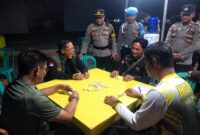 Raja Mustakim meriahkan Turnamen Domino dalam rangka Hari Bhayangkara ke-80 di Natuna. Foto: Istimewa 