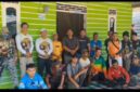 Ketua Dewan Pengarah KPDN, H. Raja Mustakim bersama komunitas tim berburu tupai di Desa Batu Gajah. Foto: Istimewa 