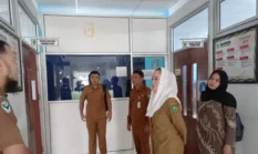 ‘Blusukan’ ke Kompleks Perkantoran Bukit Arai, Cen Sui Lan Akui Banyak Gedung Pemkab Natuna Butuh Renovasi, Tapi Anggaran Terbatas