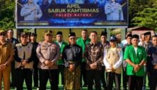 H Raja Mustakim Ketua Dewan Pengarah KPDN bersama Kapolres Natuna, tokoh agama dan tokoh masyarakat pada Apel Sabuk Kamtibmas di Polres Natuna. Foto: Istimewa