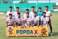 Tim Sepakbola Tanjungpinang menang di laga perdana POPDA Kepri 2026. Foto: INIKEPRI.COM