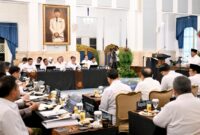 Presiden Prabowo Subianto saat memimpin Sidang Kabinet Paripurna di Istana Negara, Jakarta, Senin (20/7/2026). Foto: BPMI Setpres