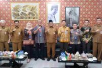 Wali Kota Tanjungpinang, Lis Darmansyah, menerima kunjungan silaturahmi pimpinan beserta jajaran Kantor Wilayah Bank Tabungan Negara (BTN) Sumatera I. Foto: INIKEPRI.COM