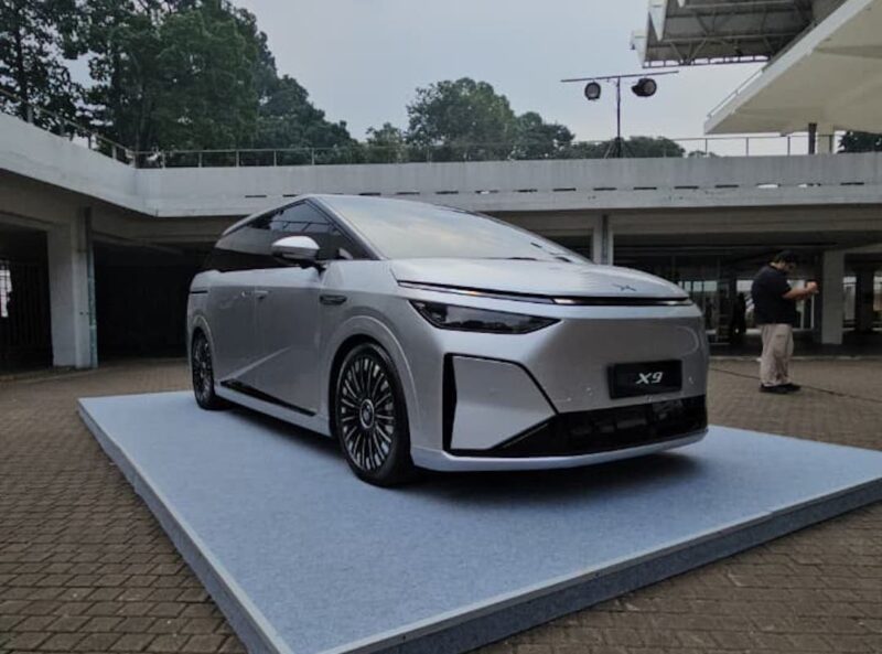 Xpeng X9 Facelift. Foto: Istimewa 