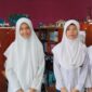 Annisa Aurelia dan Kayyisah Assyfathul Haifa, berhasil lolos ke Olimpiade Sains Nasional (OSN) Matematika Tingkat Provinsi Kepulauan Riau setelah melewati seleksi tingkat Kabupaten Lingga. Foto: INIKEPRI.COM