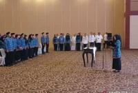 Sekretaris Daerah (Sekda) Provinsi Kepri Misni melantik para CPNS jadi PNS baru di Aula Wan Seri Beni Pulau Dompak, Tanjungpinang. Foto: ANTARA