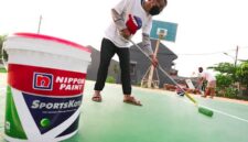 Nippon Sportskote, produk pelapis lapangan olahraga produksi Nippon Paint Indonesia , resmi mengantongi sertifikat dari International Tennis Federation (ITF) dengan klasifikasi Court Pace Rating 5 (Fast). Foto: INIKEPRI.COM