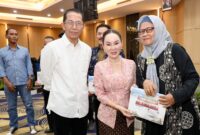 Wali Kota Batam Amsakar Achmad dan Wakil Wali Kota Batam Li Claudia Chandra di silaturahmi bersama masyarakat Lubukbaja. Foto: INIKEPRI.COM/Media Center Batam