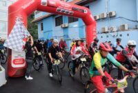 Ratusan pesepeda mengikuti Fun Bike MaxOne. Foto: Istimewa 
