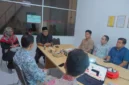Wali Kota Tanjungpinang Lis Darmansyah dan jajaran mengunjungi perusahaan produsen gula kelapa, gula aren, dan Virgin Coconut Oil (VCO) di Kawasan Industri Candi (KIC), Semarang, Jawa Tengah. Foto: INIKEPRI.COM/TanjungpinangKota