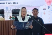 Bupati Natuna, Cen Sui Lan, melantik 104 aparatur sipil negara (ASN) untuk mengisi jabatan administrator, pengawas, dan fungsional di lingkungan Pemerintah Kabupaten Natuna. Foto: Istimewa 