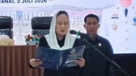 Bupati Natuna, Cen Sui Lan, melantik 104 aparatur sipil negara (ASN) untuk mengisi jabatan administrator, pengawas, dan fungsional di lingkungan Pemerintah Kabupaten Natuna. Foto: Istimewa 