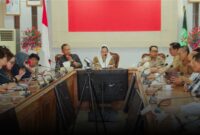 Pertemuan antara Pemkab Natuna dan BPH Migas yang berlangsung di Ruang Rapat I Lantai II Kantor Bupati Natuna. Foto: INIKEPRI.COM