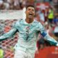 Cristiano Ronaldo menjadi atlet berpenghasilan tertinggi di dunia. Foto: AP