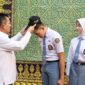 Gubernur Kepulauan Riau, Ansar Ahmad, secara resmi melepas dua putra-putri terbaik Provinsi Kepulauan Riau yang akan mengikuti pemusatan pendidikan dan pelatihan Calon Pasukan Pengibar Bendera Pusaka (Paskibraka) Tingkat Nasional Tahun 2026 di Jakarta. Foto: KepriProv 