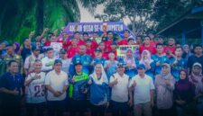 Bupati Natuna, Cen Sui Lan, secara resmi menutup Turnamen Sepak Bola Antar Desa se-Kabupaten Natuna Kelarik Utara Cup 2026, yang digelar di Lapangan Sepak Bola Desa Kelarik Utara, Kecamatan Bunguran Utara, Minggu (30/8/2026) sore. Foto: INIKEPRI.COM/NatunaKab