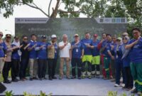 BP Batam bersama PT Mc Dermott Indonesia menanam sebanyak 400 bibit Bambu Betung melalui program Corporate Social Responsibility (CSR) bertajuk “Preserving Our Water With Bamboo Planting: A Biodiversity Initiative by McDermott Indonesia”. Foto: INIKEPRI.COM/BP Batam
