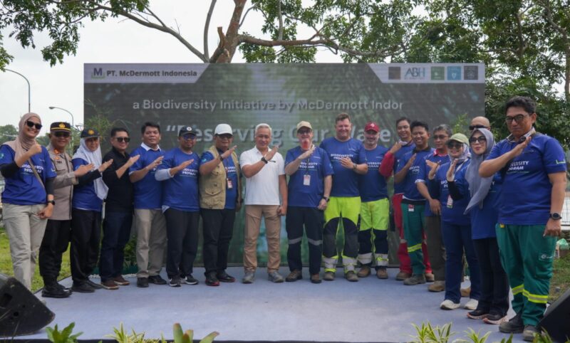 BP Batam bersama PT Mc Dermott Indonesia menanam sebanyak 400 bibit Bambu Betung melalui program Corporate Social Responsibility (CSR) bertajuk “Preserving Our Water With Bamboo Planting: A Biodiversity Initiative by McDermott Indonesia”. Foto: INIKEPRI.COM/BP Batam 