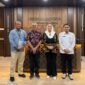Bupati Natuna Cen Sui Lan melalui kunjungan kerja ke Sekretariat Kementerian Pemuda dan Olahraga (Kemenpora) RI di Jakarta. Foto: Istimewa 