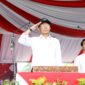 Wali Kota Batam Amsakar Achmad saat gladi resik upacara HUT RI ke-81. Foto: Media Center Batam 