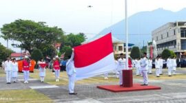 Pemerintah Kabupaten Natuna menggelar upacara Peringatan HUT RI ke-81 di Pantai Piwang Ranai. Foto: Istimewa 