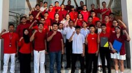 MaxOne Hotel Batam menggelar upacara bendera HUT RI ke-81. Foto: INIKEPRI.COM