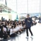 Wali Kota Batam Amsakar Achmad saat menghadiri Program Pengenalan Kehidupan Kampus bagi Mahasiswa Baru (PKKMB) UIB Tahun Akademik 2026/2027 di Sport Hall UIB. Foto: INIKEPRI.COM/Media Center Batam 
