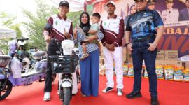 Wali Kota Batam, Amsakar Achmad, membuka Lubukbaja Carnival 2026 yang digelar untuk memeriahkan Hari Ulang Tahun (HUT) ke-81 Kemerdekaan Republik Indonesia tingkat Kecamatan Lubukbaja. Foto: INIKEPRI.COM