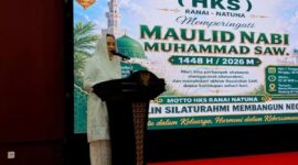 Bupati Natuna Cen Sui Lan memberikan sambutan pada peringatan Maulid Nabi Muhammad SAW 1448 Hijriah yang diselenggarakan Himpunan Keluarga Serasan (HKS) Ranai. Foto: ANTARA/Muhamad Nurman