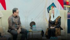 Bupati Natuna, Cen Sui Lan, melakukan koordinasi bersama Wakil Menteri Dalam Negeri Republik Indonesia, Bima Arya Sugiarto. Foto: INIKEPRI.COM