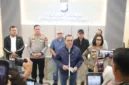 doorstop terkait penindakan tindak pidana perjudian jenis kasino di 9 Stage Lounge & Bar. Foto: INIKEPRI.COM