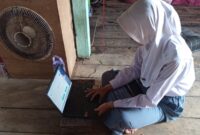 Devi Julianti, siswi SMAN 1 Siantan Utara, yang mengikuti Gen Halal Championship 2026 secara daring dari Kabupaten Kepulauan Anambas. Foto: INIKEPRI.COM
