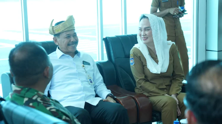Pemerintah Kabupaten Natuna menyambut kedatangan rombongan Komisi Kejaksaan Republik Indonesia (Komjak RI) yang melakukan kunjungan kerja selama tiga hari di Kabupaten Natuna. Foto: INIKEPRI.COM/Natuna