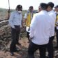 Menteri Pekerjaan Umum (PU) Dody Hanggodo (kiri) meninjau calon lokasi pembangunan Sekolah Rakyat (SR) di Kota Tanjungpinang, Provinsi Kepulauan Riau. Foto: Istimewa 