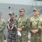KSAL Laksamana TNI Muhammad Ali saat jumpa pers di depan Kapal Induk Giuseppe Garibaldi yang sedang bersandar di Dermaga 107, Pelabuhan Tanjung Priok, Jakarta Utara, Jumat (18/9/2026). Foto: ANTARA/Walda Marison