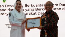 Bupati Natuna, Cen Sui Lan, saat membuka Workshop Pengelolaan Keuangan dan Pembangunan Desa Tahun 2026 di Gedung Serbaguna Sri Serindit. Foto: INIKEPRI.COM