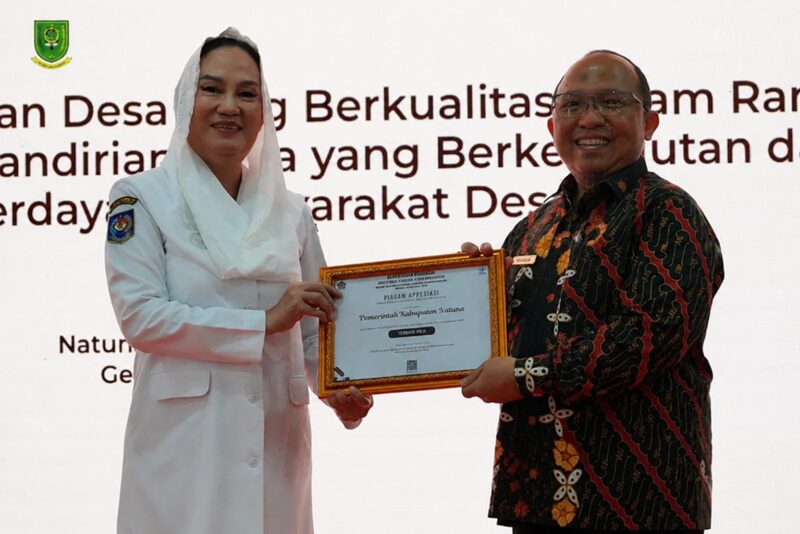 Bupati Natuna, Cen Sui Lan, saat membuka Workshop Pengelolaan Keuangan dan Pembangunan Desa Tahun 2026 di Gedung Serbaguna Sri Serindit. Foto: INIKEPRI.COM
