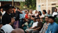 Kepala BP Batam Amsakar Achmad turun langsung meninjau kondisi salah satu stress area di Kavling Sagulung Berseri, Sei Lekop, RW 8 RT 3 dan RT 5. Foto: INIKEPRI.COM/BP Batam