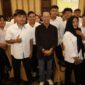 Wali Kota Batam Amsakar Achmad bersama mahasiswa baru Universitas Ibnu Sina (UIS) Batam dalam Kuliah Umum Angkatan 2026 di Swiss-Belhotel Harbour Bay. Foto: INIKEPRI.COM/Media Center Batam 