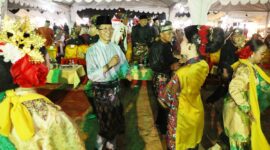 Wali Kota Batam Amsakar saat menghadiri penutupan Sembang Budaye Lembaga Adat Melayu (LAM) enam kecamatan wilayah timur di Lapangan Bola Legenda Malaka, Kelurahan Baloi Permai, Kecamatan Batam Kota. Foto: INIKEPRI.COM/Media Center Batam 