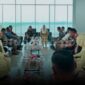 Kajati Kepri bersama rombongan disambut langsung Bupati Natuna Cen Sui Lan, Wakil Bupati Natuna Jarmin Sidik, serta jajaran Forum Koordinasi Pimpinan Daerah (Forkopimda) Kabupaten Natuna. Foto: INIKEPRI.COM