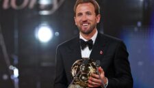 Harry Kane mencatatkan sejarah baru dalam karier sepak bolanya setelah meraih penghargaan Ballon d’Or 2026 kategori putra. Foto: AFP