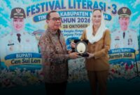 Cen Sui Lan saat membuka secara resmi Festival Literasi Tiga Tingkat Kabupaten Natuna Tahun 2026. Foto: INIKEPRI.COM/NatunaKab 