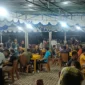 Suasana pertandingan Domino di Pantai Piwang. Foto: Istimewa 