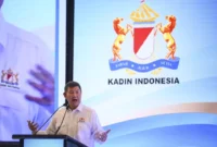 Utusan Khusus Presiden Bidang Iklim dan Energi sekaligus Ketua Dewan Penasihat Kadin Hashim Djojohadikusumo memberikan sambutan saat pembukaan Rapimnas Kadin di Jakarta. Foto; Istimewa 