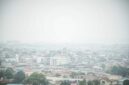 Kota Batam diselimuti kabut asap akibat karhutla. Foto: Istimewa