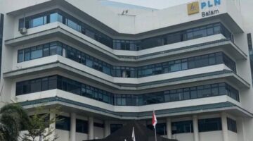 Kantor PLN Batam. Foto: Istimewa 