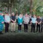 Sekitar 600 peserta dari unsur pemerintah daerah, TNI-Polri, dan masyarakat mengikuti kegiatan gotong royong bersama sejala dengan memperingati HUT ke-81 TNI dan HUT ke-27 Kabupaten Natuna. Foto: INIKEPRI.COM